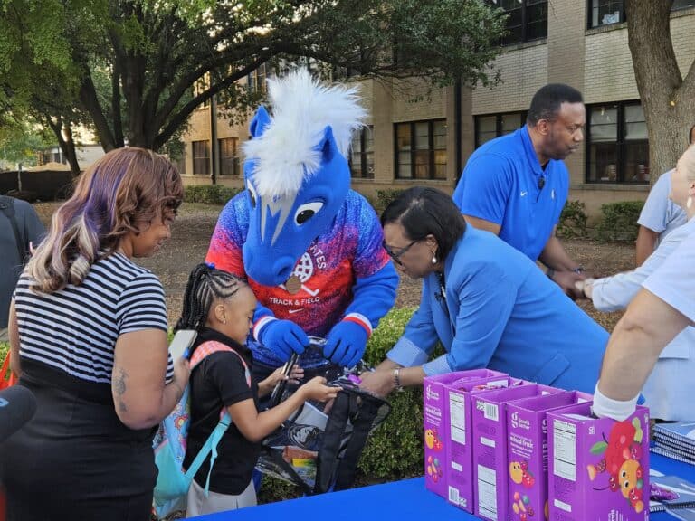 9d1ad1d9-0b2d-434f-81c2-9dc1ea587f30