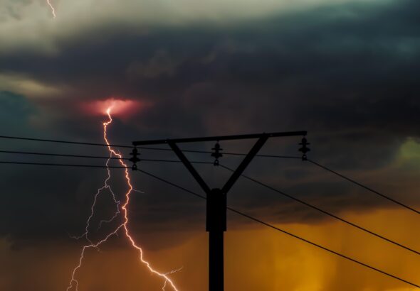 analogicus-power-lines-6909162